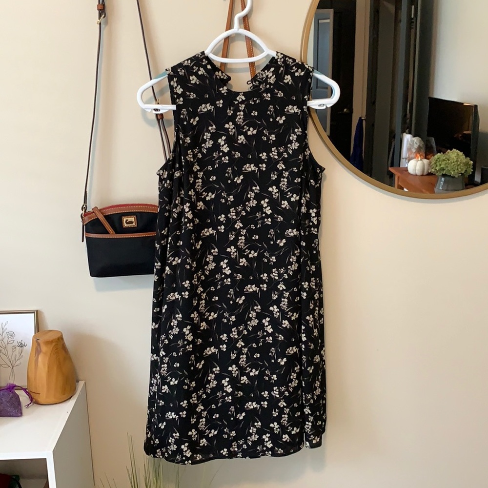 Floral ditsy flow dress
